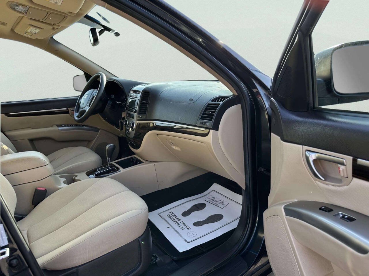 Used 2011 Hyundai Santa Fe GLS FWD image 19
