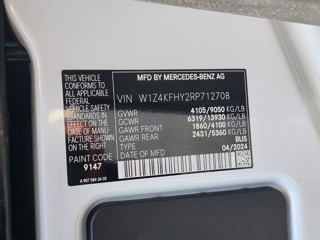 Used 2024 Mercedes-Benz Sprinter 2500 image 35