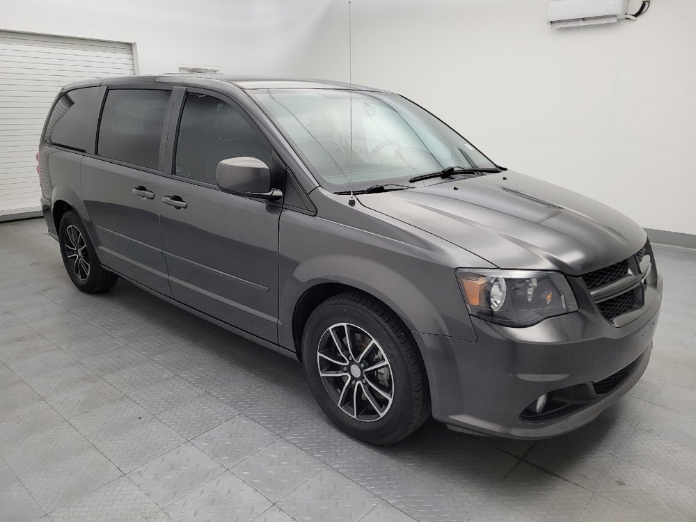 Used 2016 Dodge Grand Caravan R/T w/ Driver Convenience Group FWD image 11