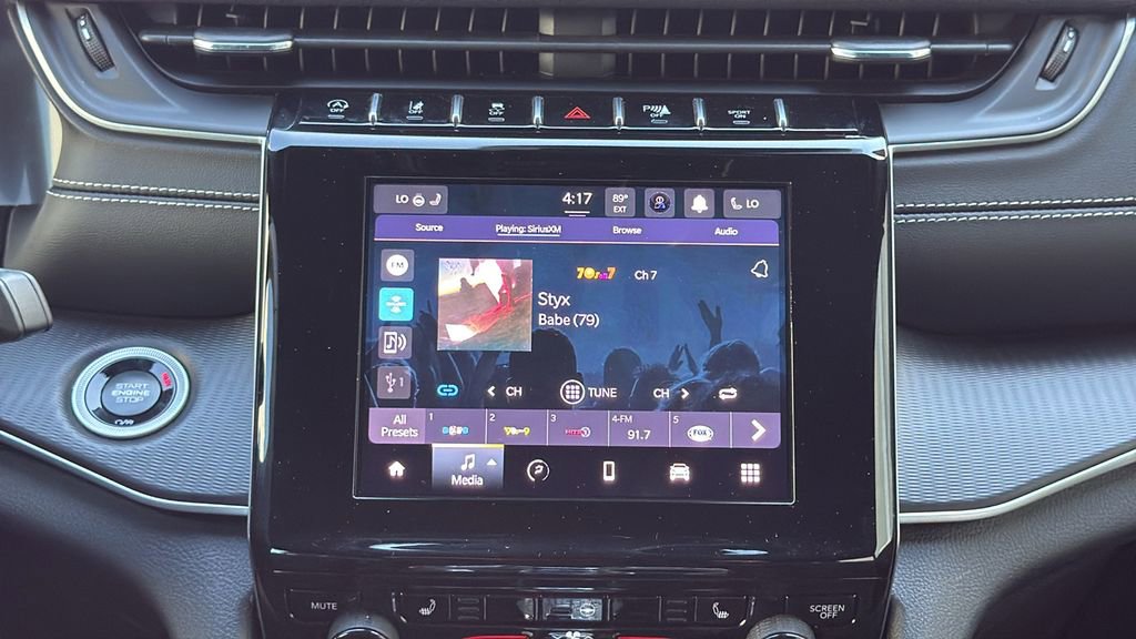 Used 2025 Jeep Grand Cherokee Altitude image 20