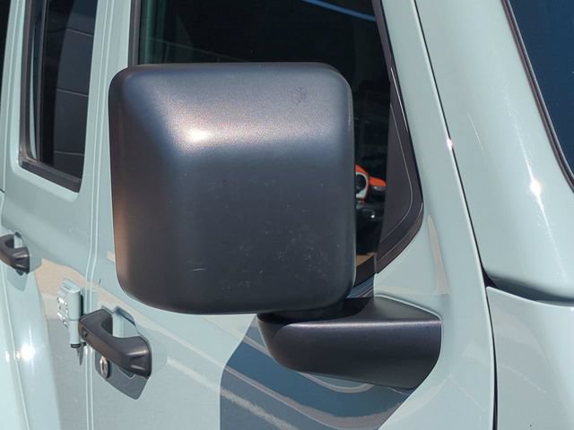 Used 2024 Jeep Wrangler Unlimited Sahara AWD/4WD image 12