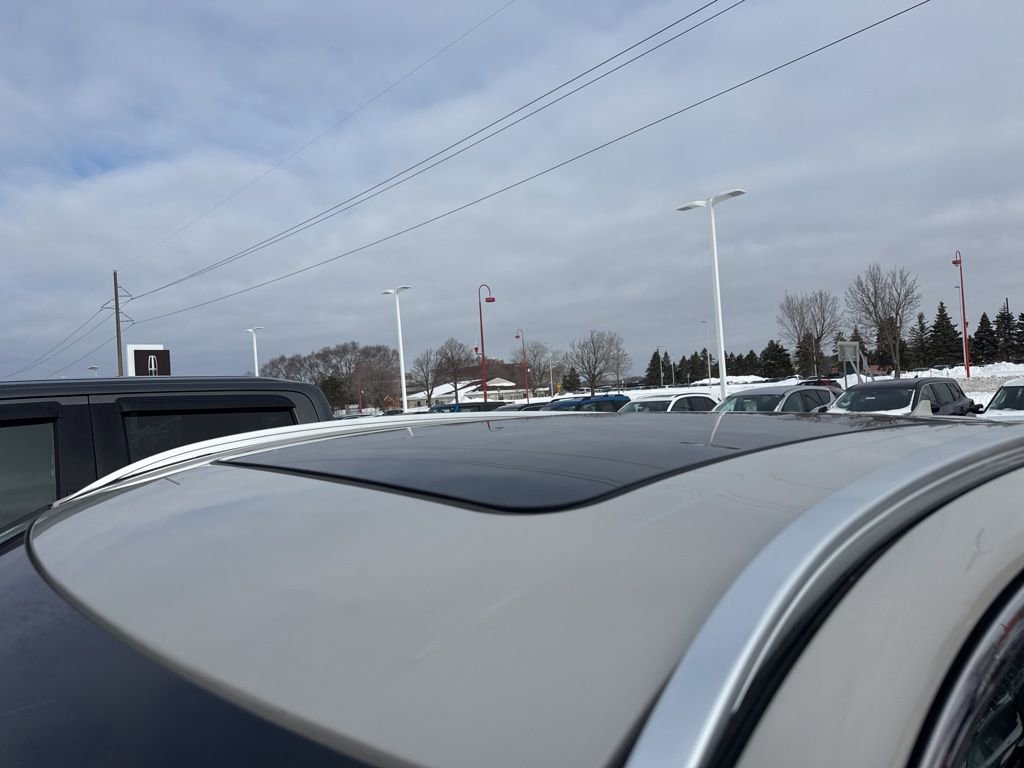 Used 2020 Lincoln Aviator Reserve w/ Equipment Group 202A image 5