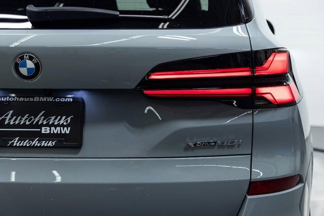 New 2026 BMW X5 xDrive40i w/ M Sport Package AWD/4WD image 11