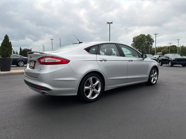 Used 2014 Ford Fusion SE FWD image 7