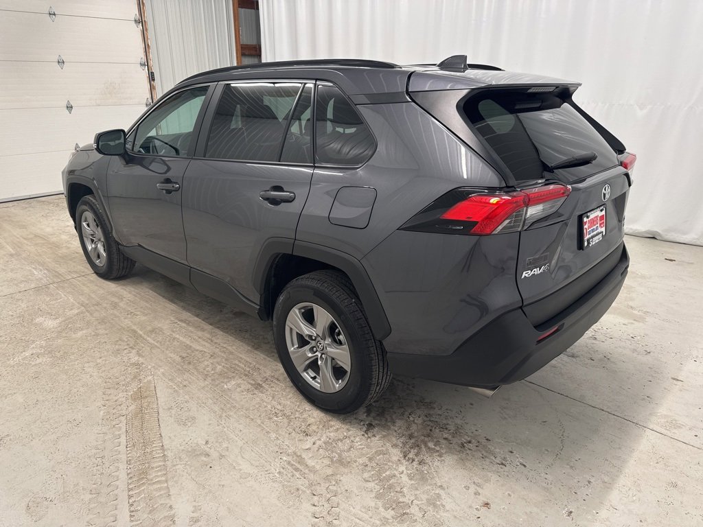 Used 2025 Toyota RAV4 XLE image 4