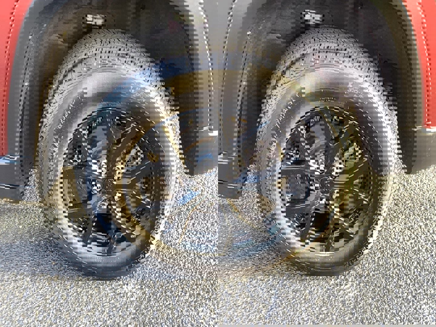 Certified 2024 Jeep Grand Cherokee Altitude image 8