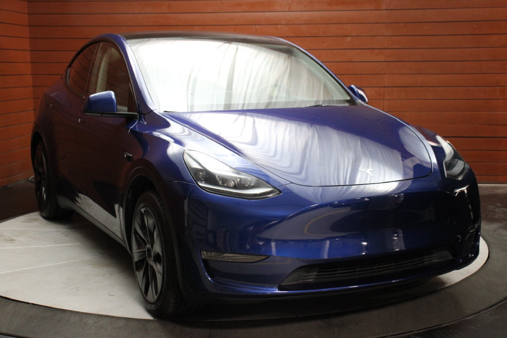 Used 2024 Tesla Model Y 2WD image 20