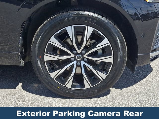 Used 2023 Volvo XC60 B5 Plus image 10