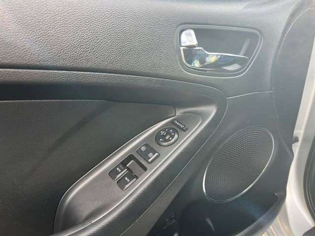 Used 2014 Kia Forte Koup SX image 11