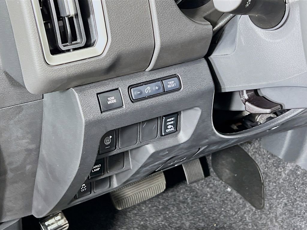 New 2026 Nissan Frontier SV w/ SV Convenience Package image 9