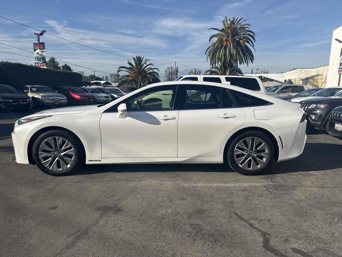 Used 2022 Toyota Mirai w/ Advanced Technology Package RWD image 5