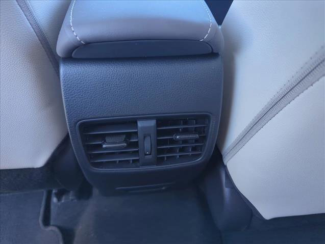 Certified 2024 Toyota Corolla Cross XLE image 24