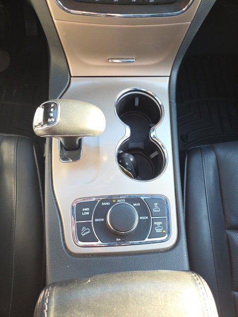 Used 2015 Jeep Grand Cherokee Summit AWD/4WD image 18
