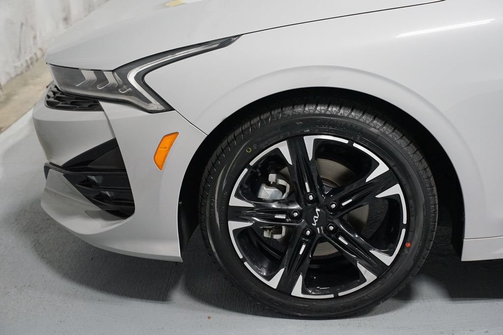 Used 2024 Kia K5 GT-Line AWD/4WD image 5