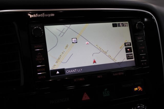 Used 2014 Mitsubishi Outlander GT AWD/4WD image 16