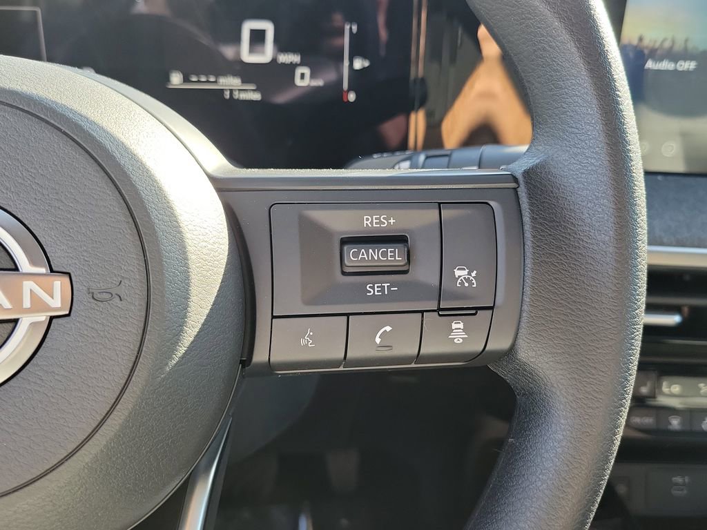 New 2026 Nissan Kicks SV w/ SV Premium Package image 7