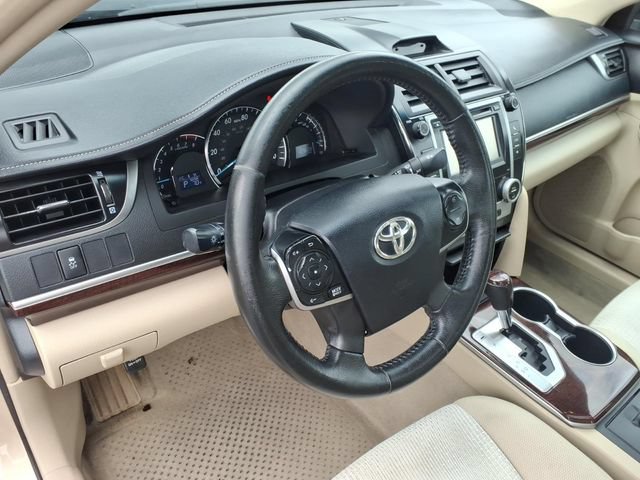 Used 2012 Toyota Camry XLE FWD image 7