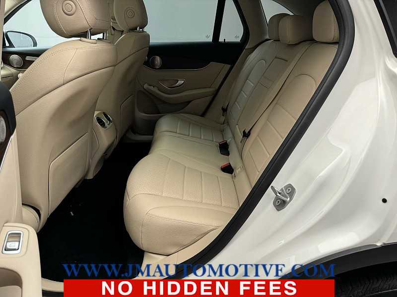 Used 2021 Mercedes-Benz GLC 300 4MATIC image 15