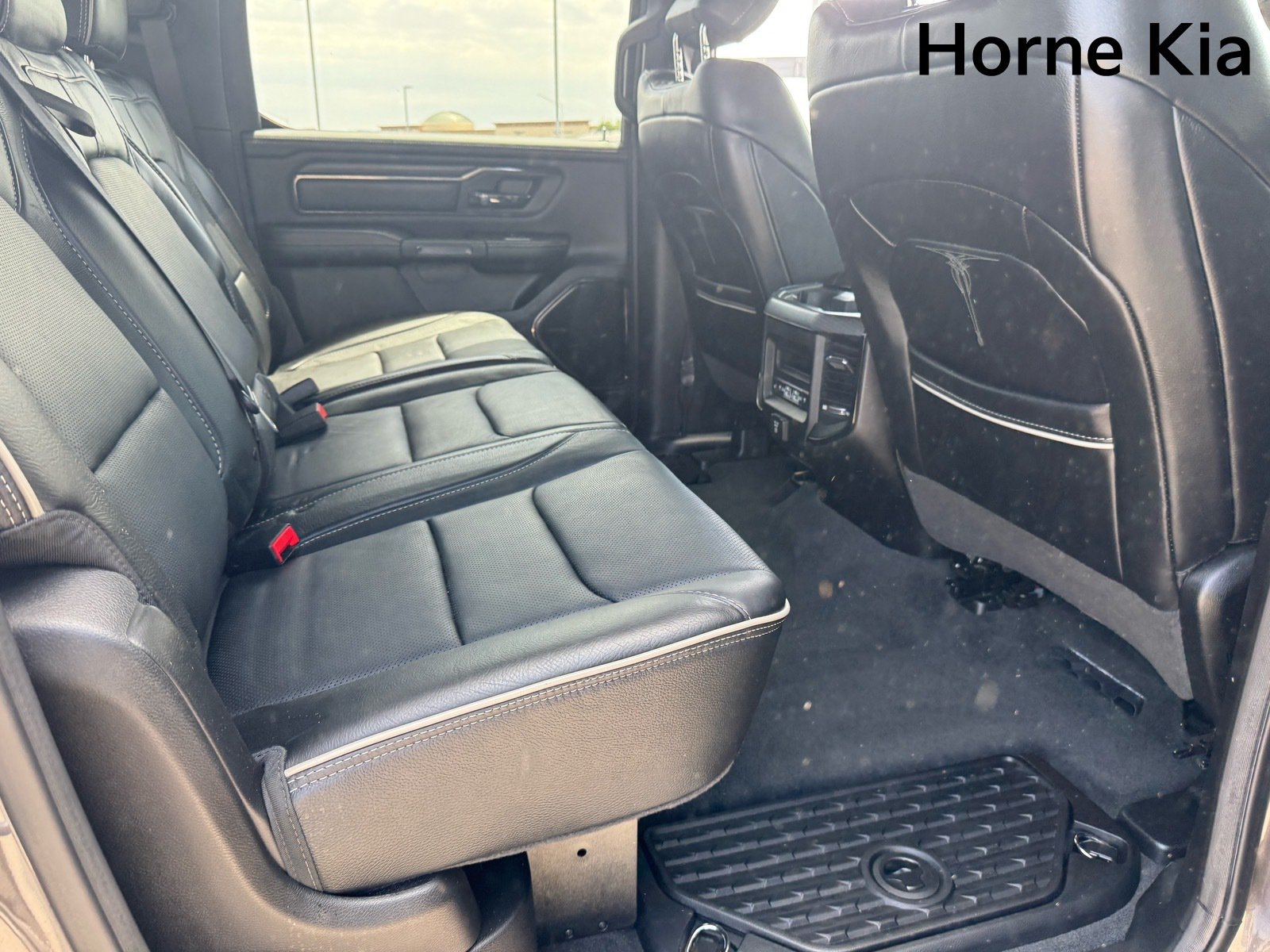 Used 2023 RAM 1500 Limited AWD/4WD image 31