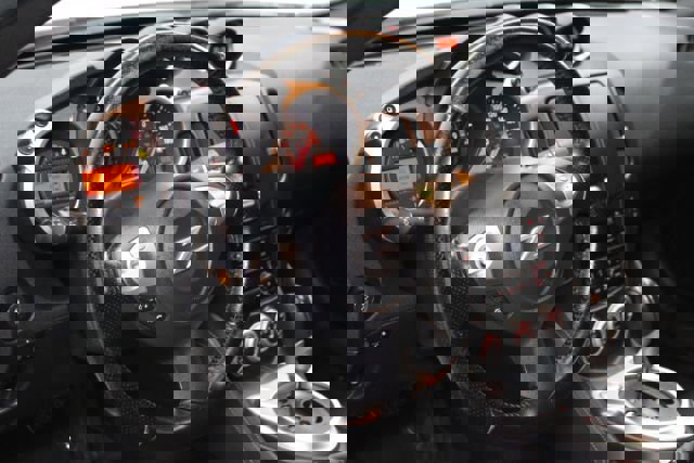 Used 2016 Nissan 370Z w/ Sport Package image 11