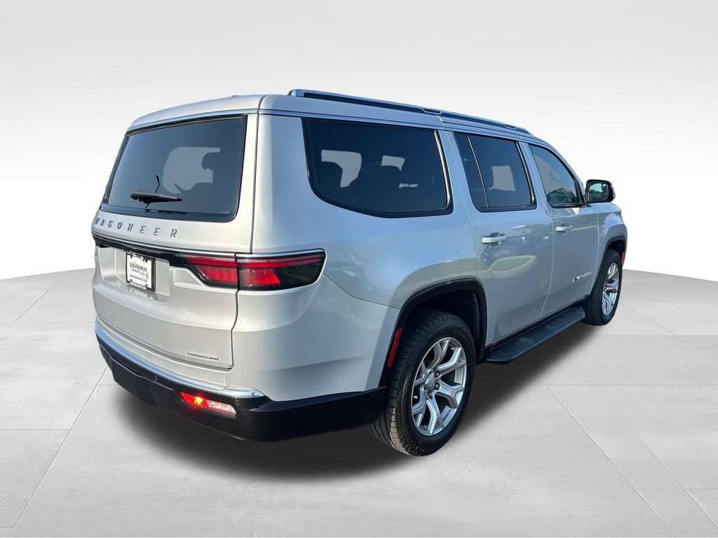 Used 2022 Jeep Wagoneer Series II AWD/4WD image 5