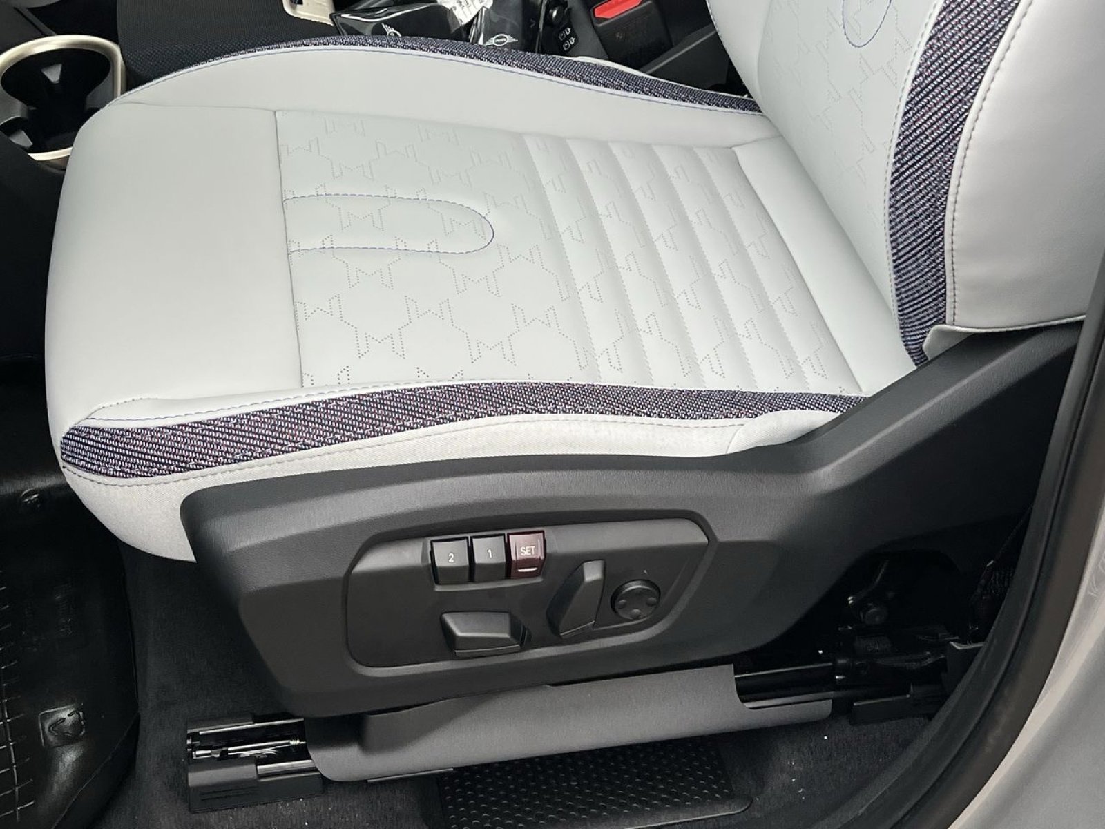 Certified 2025 MINI Cooper Countryman S image 11