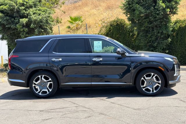 Used 2024 Hyundai Palisade Limited FWD image 3