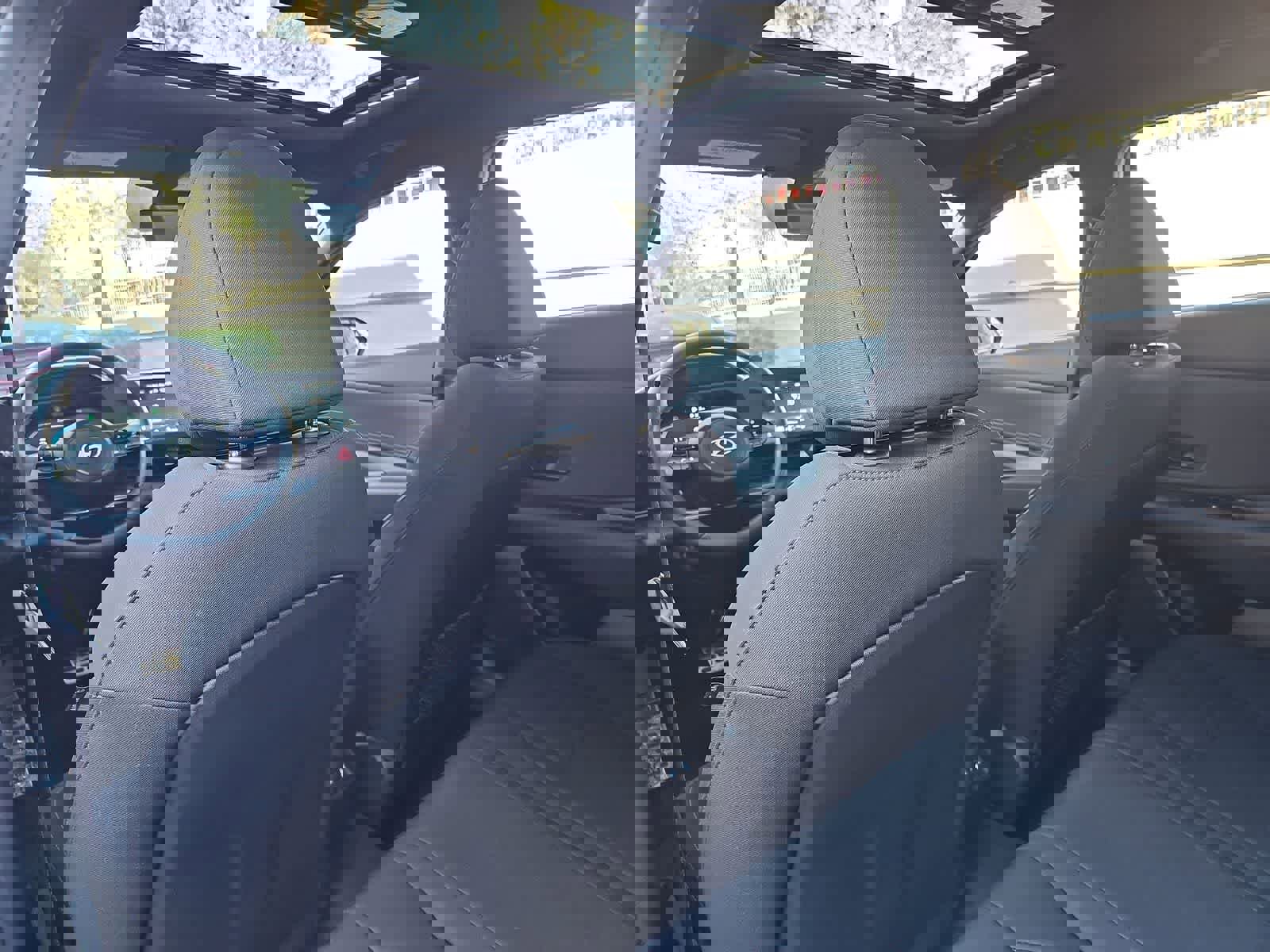 Certified 2026 Hyundai Elantra SEL Sport Premium image 16