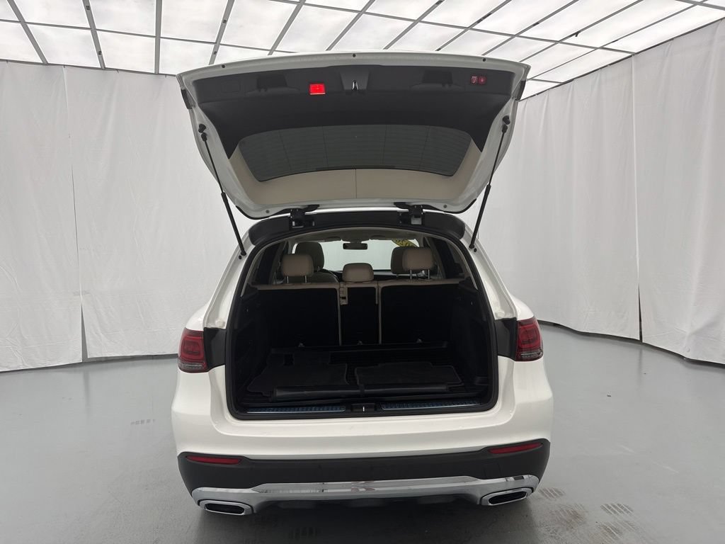 Used 2020 Mercedes-Benz GLC 300 4MATIC image 11