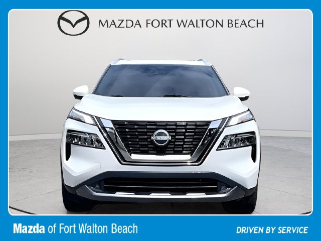 Used 2022 Nissan Rogue SL FWD image 2