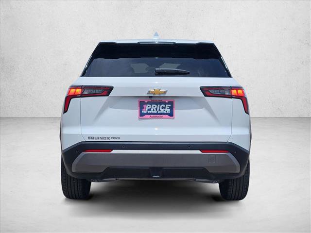 Used 2026 Chevrolet Equinox LT AWD/4WD image 7