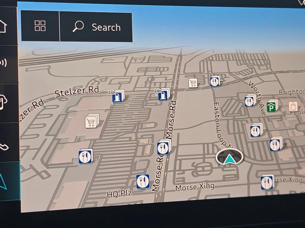 Used 2024 Audi SQ5 Premium Plus w/ Premium Plus Package image 4