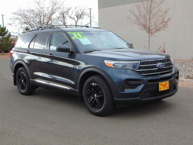 Certified 2024 Ford Explorer XLT image 1