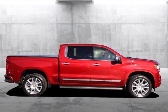 Used 2023 Chevrolet Silverado 1500 High Country w/ High Country Premium Package AWD/4WD image 5