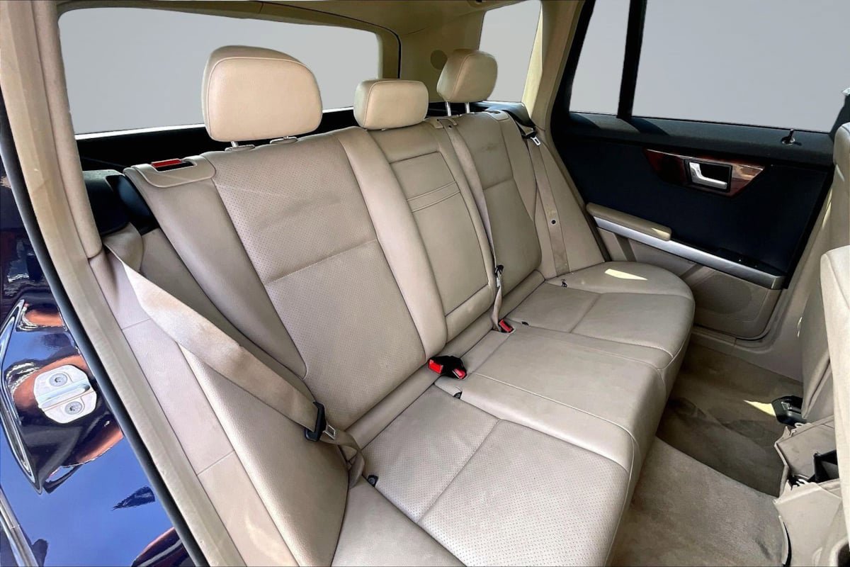 Used 2010 Mercedes-Benz GLK 350 4MATIC image 26