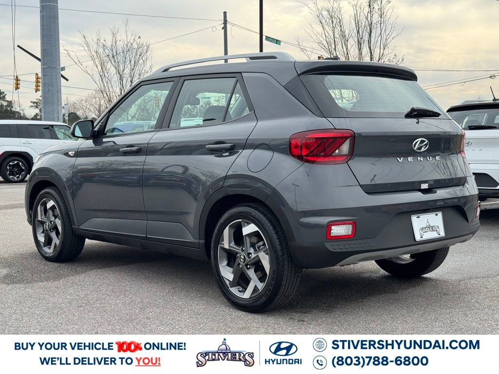 Certified 2024 Hyundai Venue SEL image 11