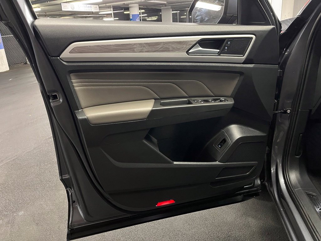 Used 2023 Volkswagen Atlas Cross Sport SE w/ Panoramic Sunroof Package AWD/4WD image 20