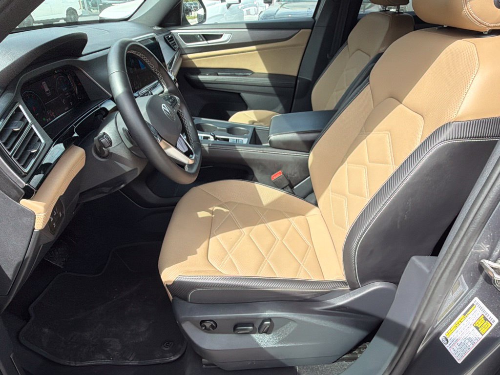Used 2024 Volkswagen Atlas Cross Sport SE FWD image 27
