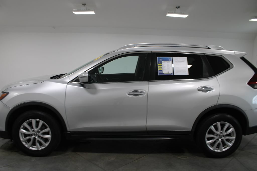 Used 2020 Nissan Rogue SV AWD/4WD image 6