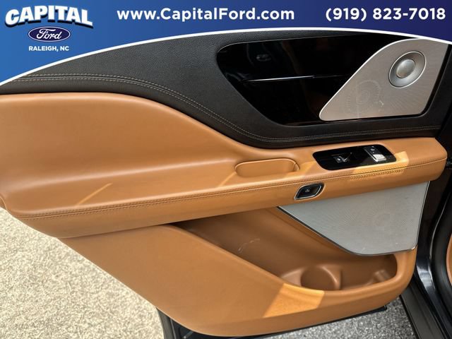 Used 2020 Lincoln Aviator Black Label w/ Dynamic Handling Package AWD/4WD image 17
