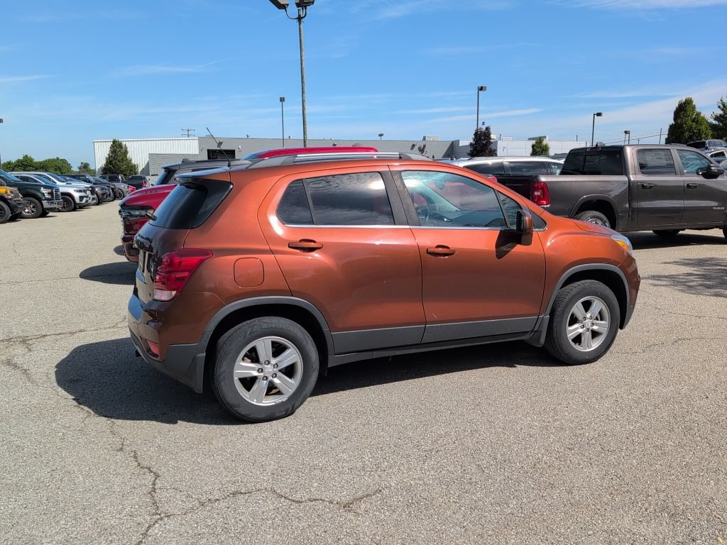 Used 2019 Chevrolet Trax LT w/ LPO, Protection Package AWD/4WD image 5