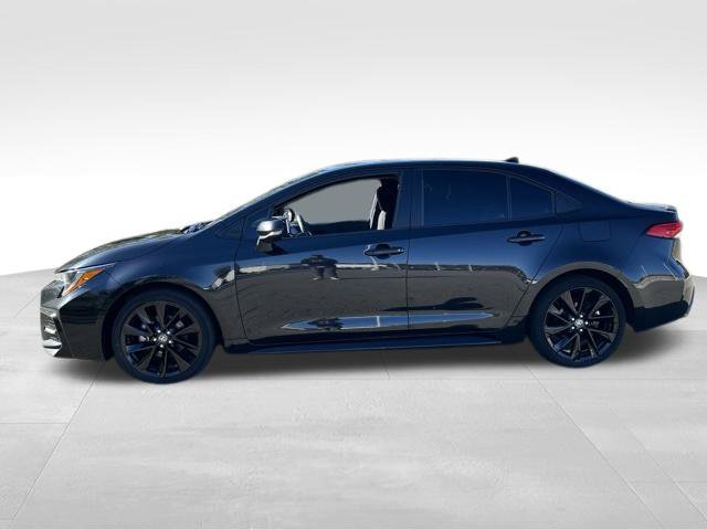 Used 2021 Toyota Corolla SE w/ Carpet Mat Package (TMS) FWD image 2