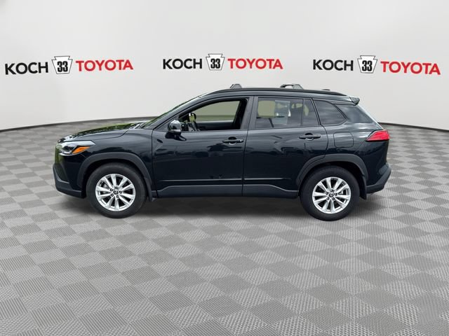 Certified 2024 Toyota Corolla Cross LE w/ Black Badges Package (TMS) AWD/4WD image 4