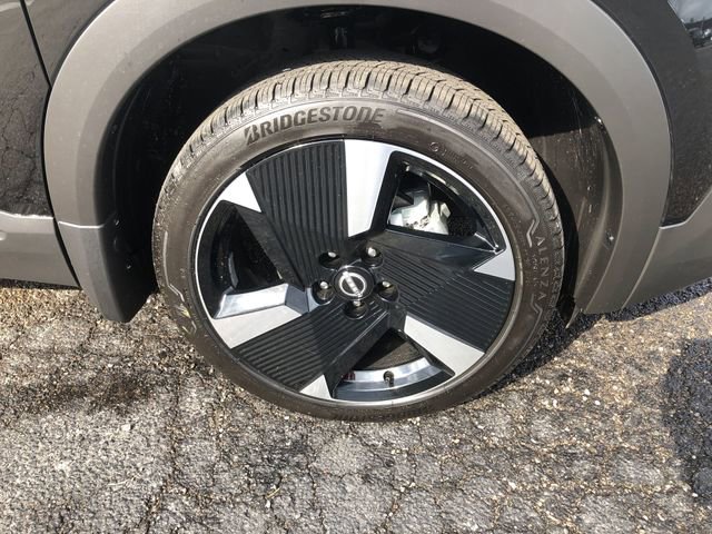 New 2026 Nissan Kicks SR w/ Cold Weather Package image 14