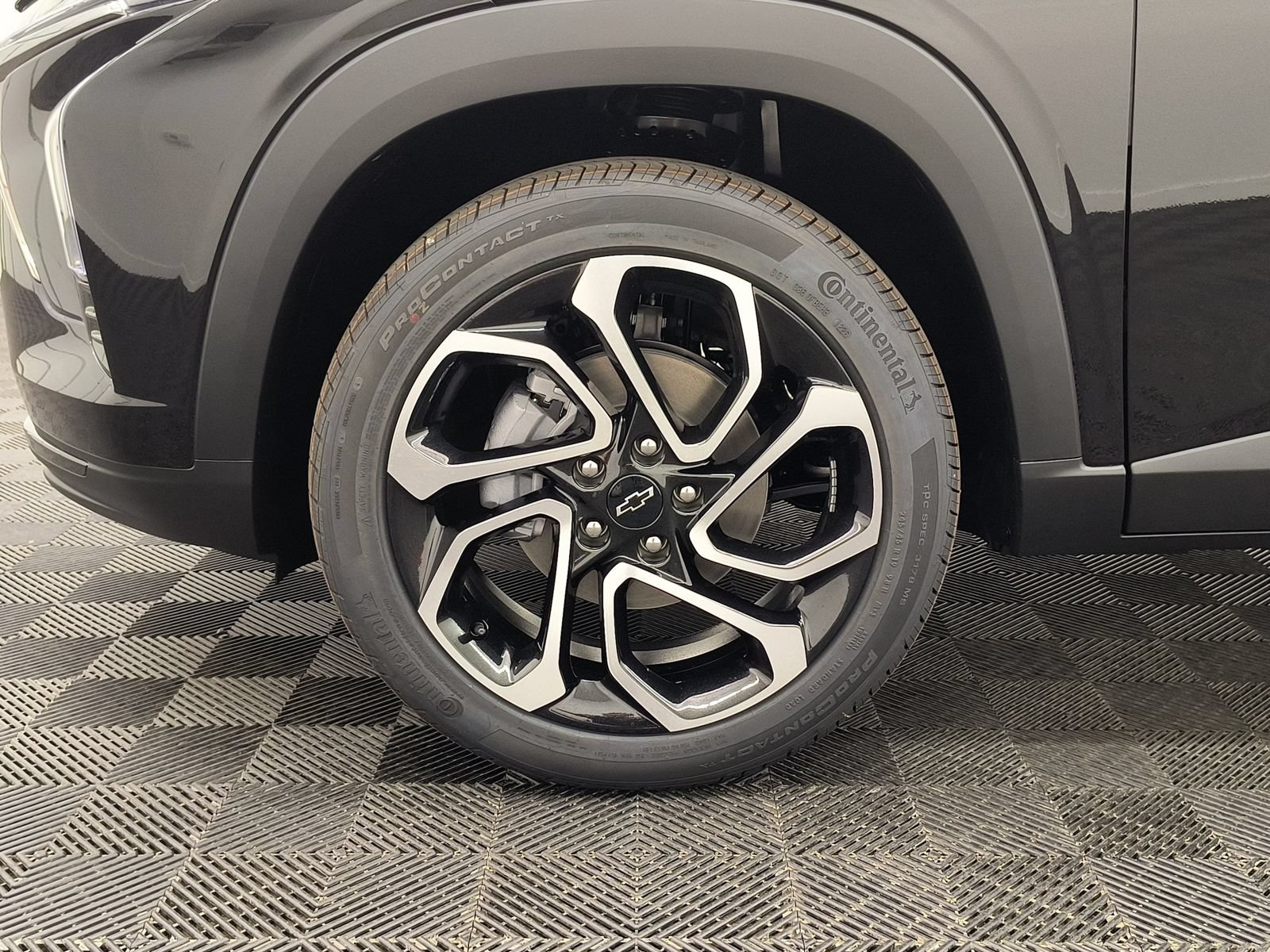 New 2026 Chevrolet Trax RS w/ Driver Confidence Package FWD image 11