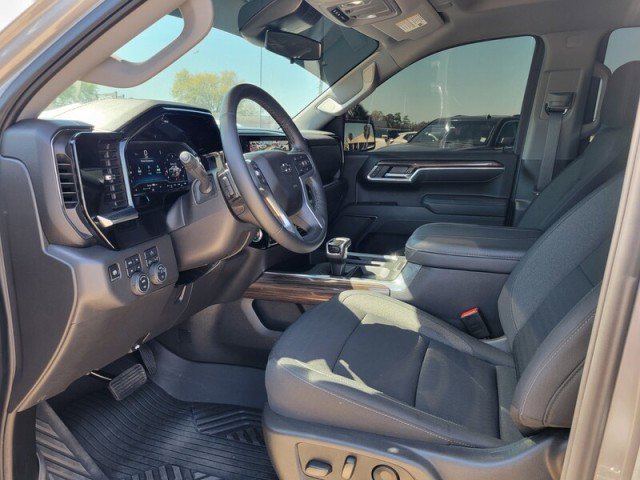 Used 2025 Chevrolet Silverado 1500 LT Trail Boss image 21