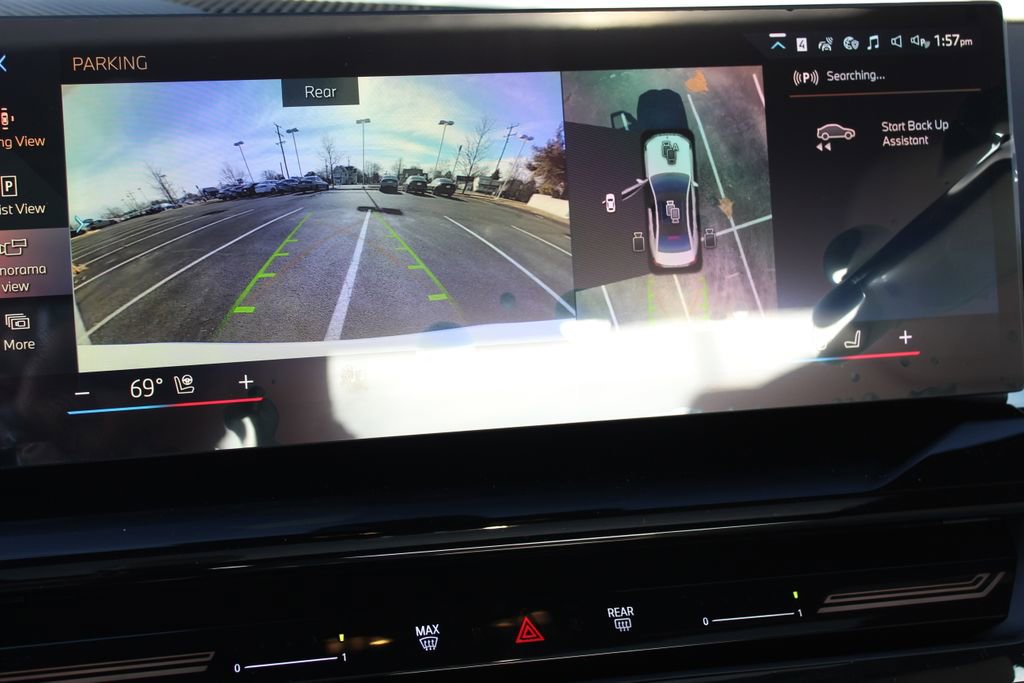 New 2026 BMW 530i xDrive w/ Premium Package AWD/4WD image 17