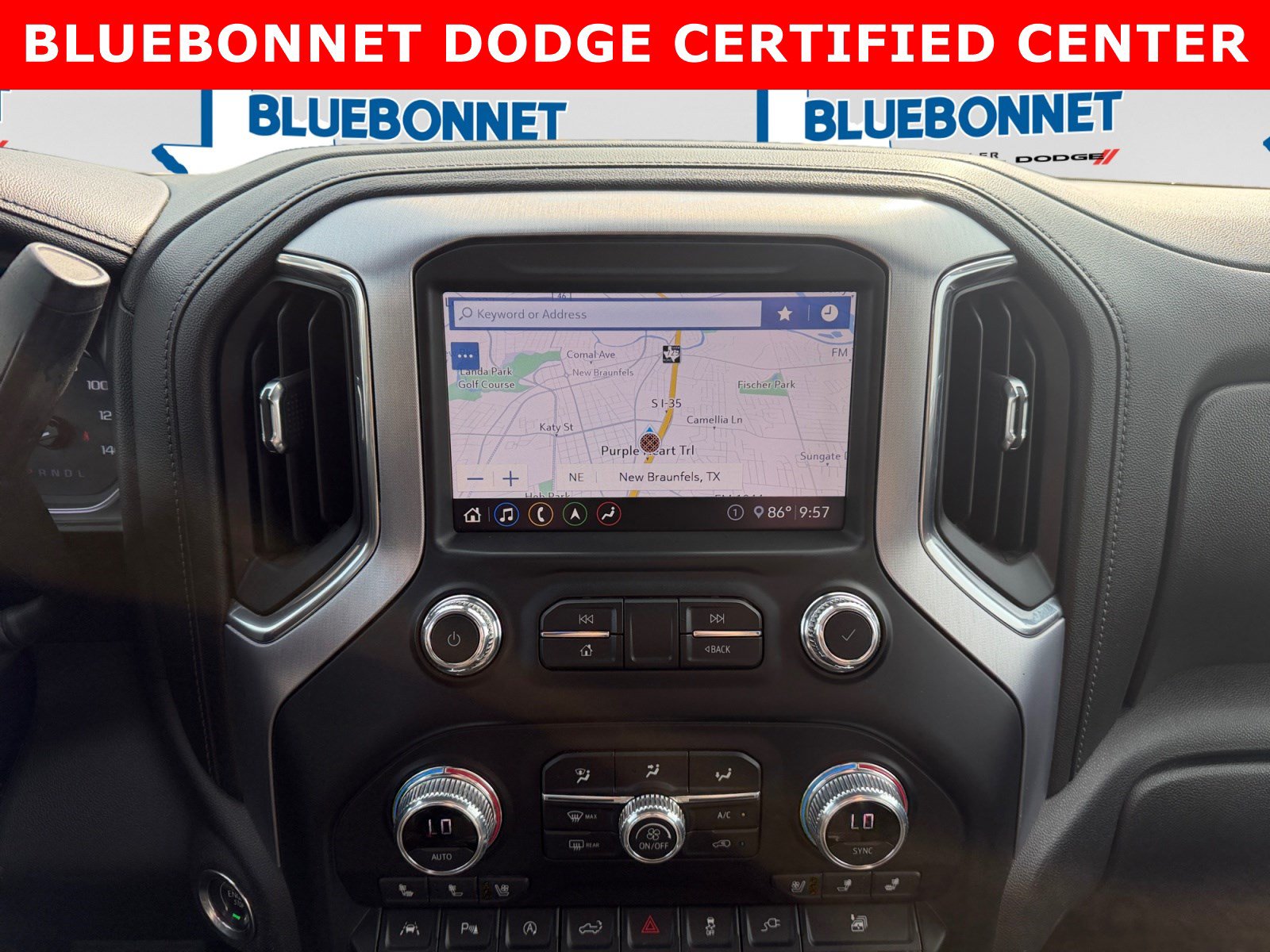 Used 2020 GMC Sierra 1500 SLT RWD image 15
