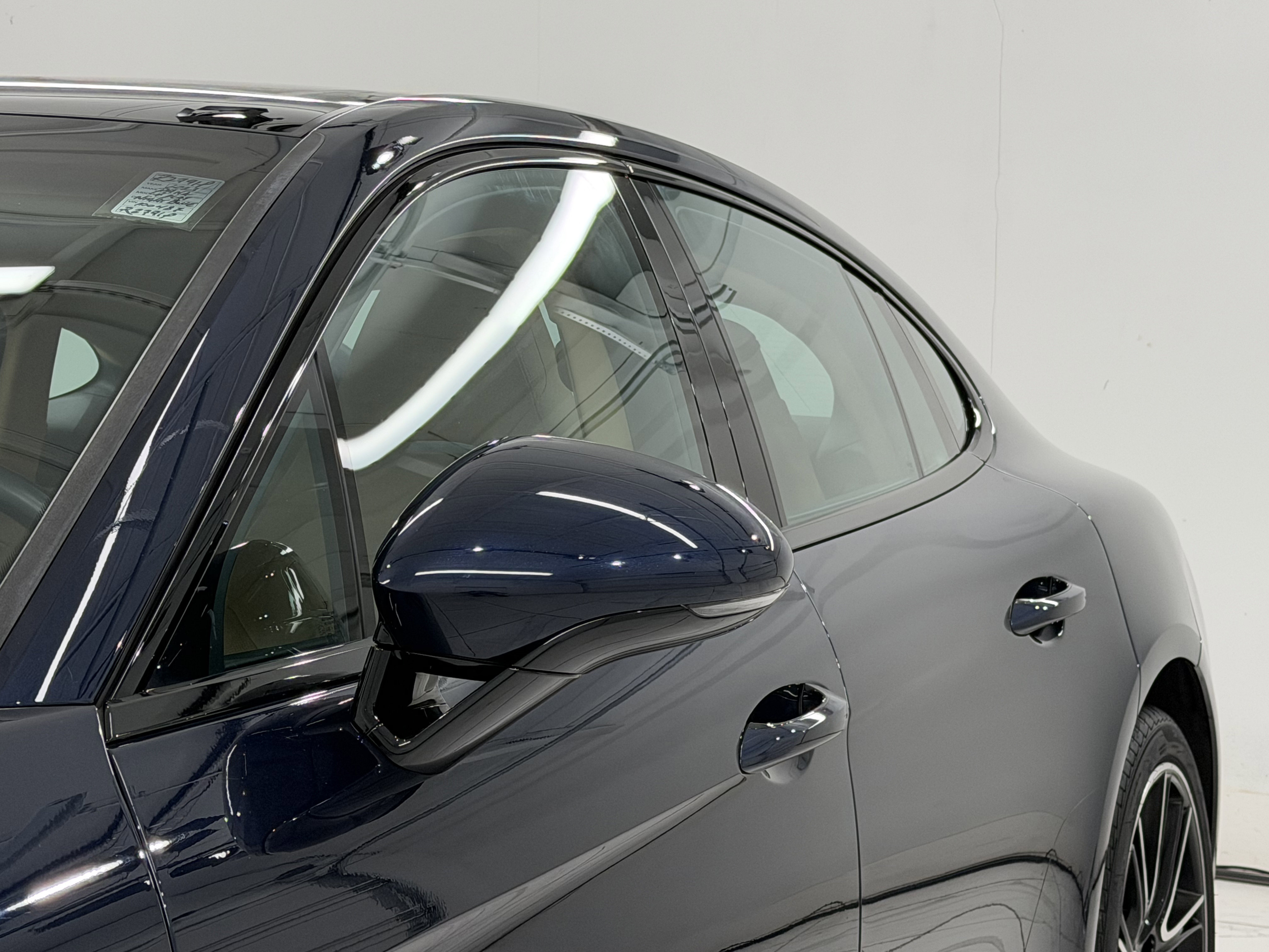 Certified 2023 Porsche Panamera 4 Platinum Edition image 19