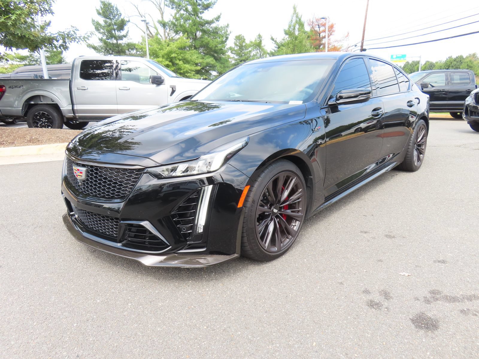 Used 2023 Cadillac CT5 V Blackwing w/ Carbon Fiber Package 2 RWD image 3